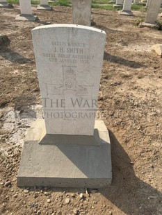 BAGHDAD (NORTH GATE) WAR CEMETERY - SMITH, J H